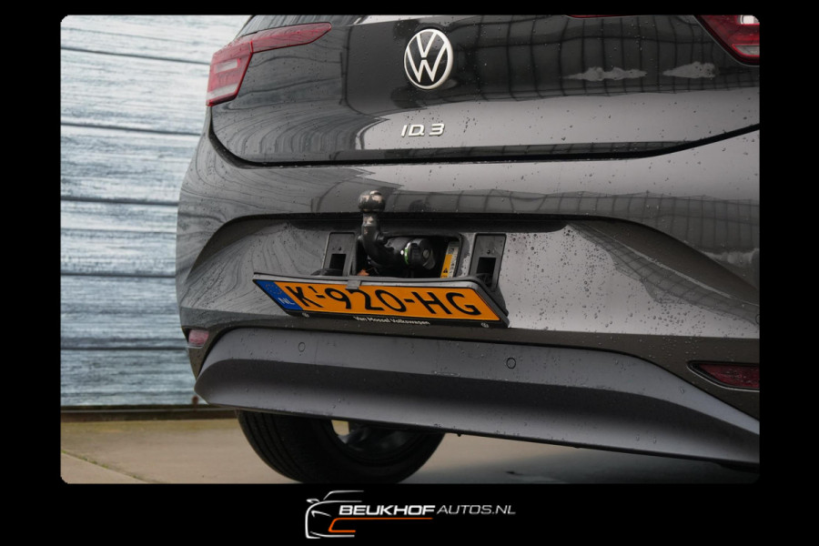 Volkswagen ID.3 First Max 58 kWh Pano Trekhaak Carplay Cam
