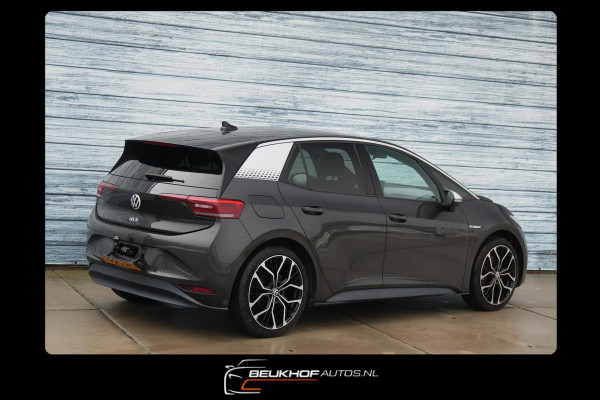 Volkswagen ID.3 First Max 58 kWh Pano Trekhaak Carplay Cam
