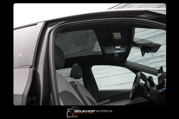 Volkswagen ID.3 First Max 58 kWh Pano Trekhaak Carplay Cam