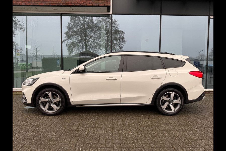 Ford FOCUS Wagon 1.0 EcoBoost Active Business - Automaat - Panodak - Trekhaak - Navi - Parkeerhulp