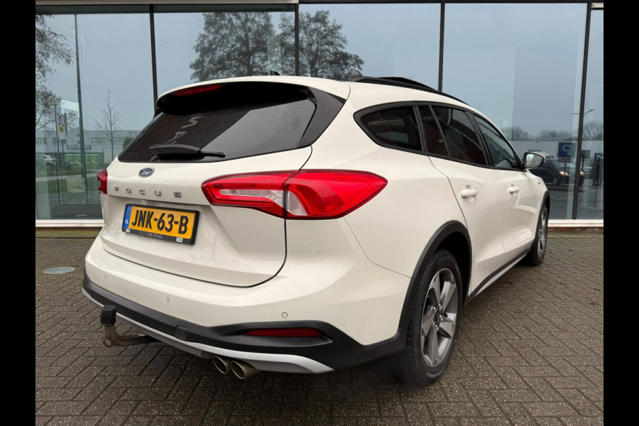 Ford FOCUS Wagon 1.0 EcoBoost Active Business - Automaat - Panodak - Trekhaak - Navi - Parkeerhulp