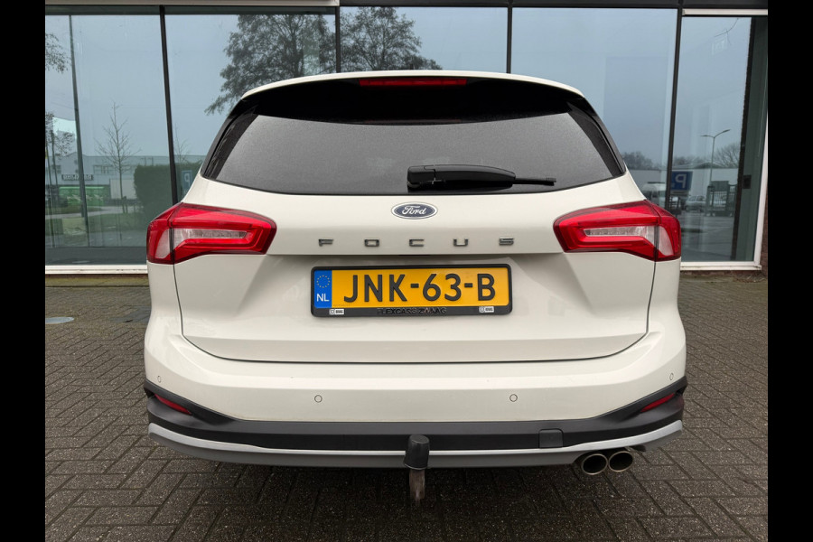 Ford FOCUS Wagon 1.0 EcoBoost Active Business - Automaat - Panodak - Trekhaak - Navi - Parkeerhulp