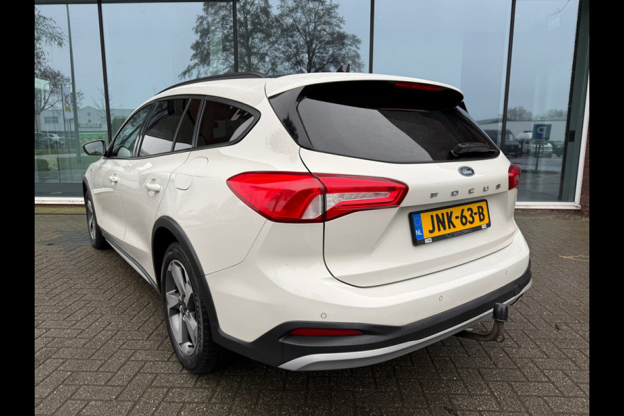 Ford FOCUS Wagon 1.0 EcoBoost Active Business - Automaat - Panodak - Trekhaak - Navi - Parkeerhulp