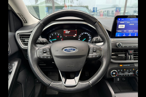 Ford FOCUS Wagon 1.0 EcoBoost Active Business - Automaat - Panodak - Trekhaak - Navi - Parkeerhulp