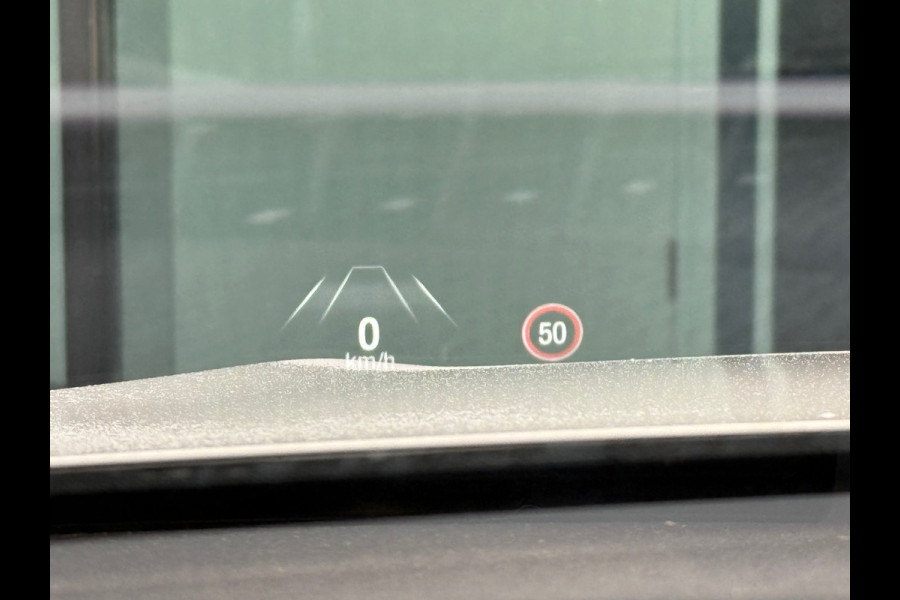 Ford FOCUS Wagon 1.0 EcoBoost Active Business - Automaat - Panodak - Trekhaak - Navi - Parkeerhulp