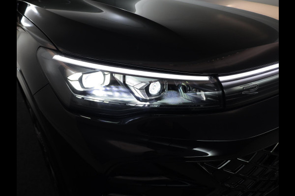 Volkswagen Tiguan 1.5 eHybrid R-Line Business 272pk| el. trekhaak| leer| 20'LMvelgen| Camera| Head-up display
