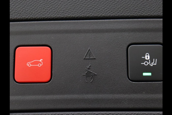 Peugeot 508 1.6 HYbrid 225 Allure | Adaptive cruise | Half leder | Marix LED | Carplay | Camera | Keyless | Navigatie | Getint glas | Climate control | PHEV | Plug In