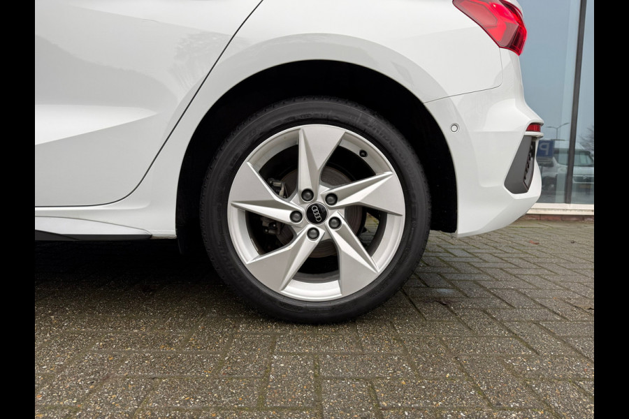 Audi A3 Sportback 40 TFSI e Advanced edition S Line - Automaat - Navi - Winterpakket