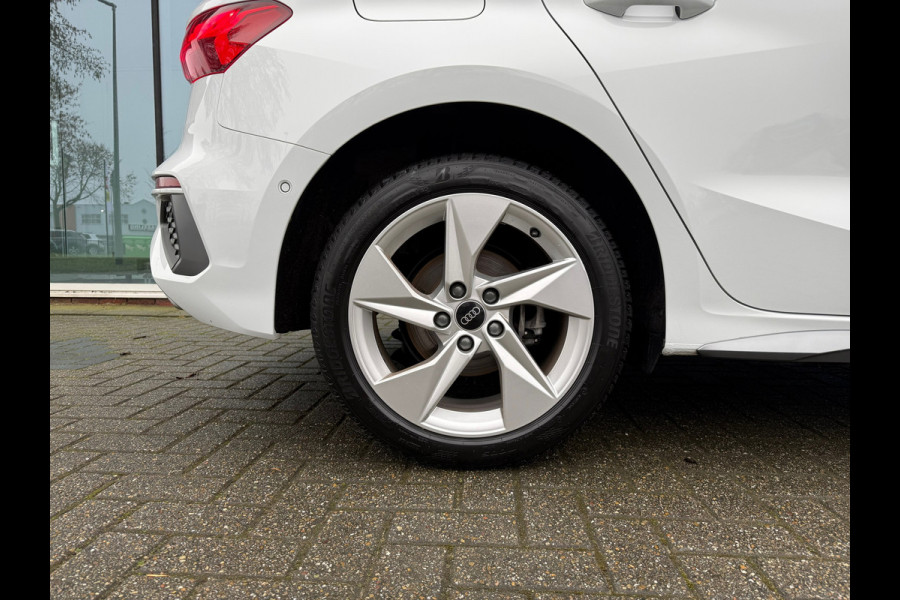 Audi A3 Sportback 40 TFSI e Advanced edition S Line - Automaat - Navi - Winterpakket