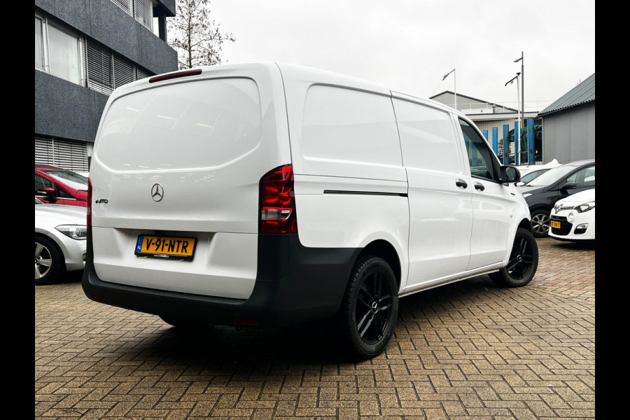 Mercedes-Benz eVito EVito Lang 41 kWh Carplay_Navi_F1 Flippers_Stoelverw