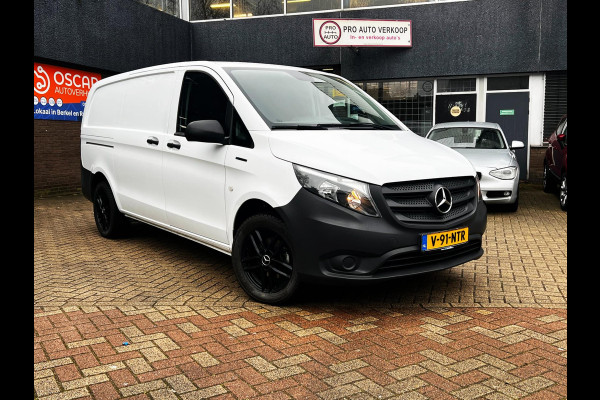 Mercedes-Benz eVito EVito Lang 41 kWh Carplay_Navi_F1 Flippers_Stoelverw