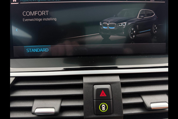 BMW iX3 High Executive 80 kWh SOH 97% PANORAMADAK/HEAD-UP/HARMANKARDON/ /TREKHAAK/LEER FULL-LED/360" CAMERA |