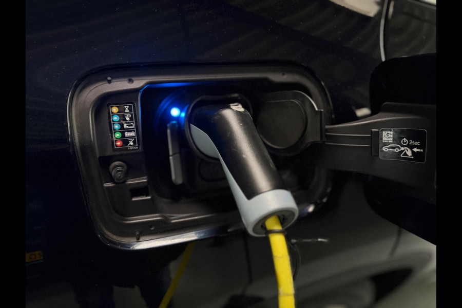 BMW iX3 High Executive 80 kWh SOH 97% PANORAMADAK/HEAD-UP/HARMANKARDON/ /TREKHAAK/LEER FULL-LED/360" CAMERA |