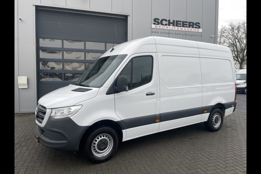 Mercedes-Benz Sprinter 317 CDI Aut. L2H2 Airco | Trekhaak 3500kg | Adaptive Cruise