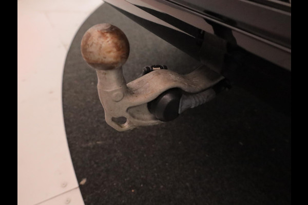 Volkswagen Tiguan 1.5 eHybrid R-Line Business 272pk| el. trekhaak| leer| 20'LMvelgen| Camera| Head-up display