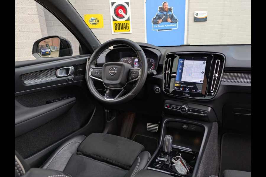Volvo XC40 2.0 B4 R-Design|Panodak|Memory|Harman/Kardon|Adaptive-Cruise|Trekhaak|360-Camera|Stoel/Stuurverwarming