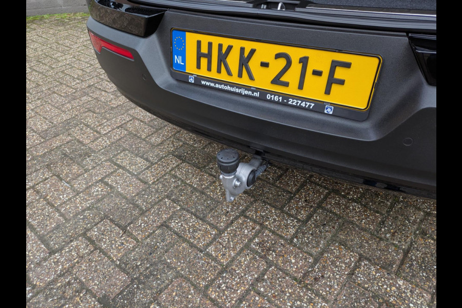 Volvo XC40 2.0 B4 R-Design|Panodak|Memory|Harman/Kardon|Adaptive-Cruise|Trekhaak|360-Camera|Stoel/Stuurverwarming