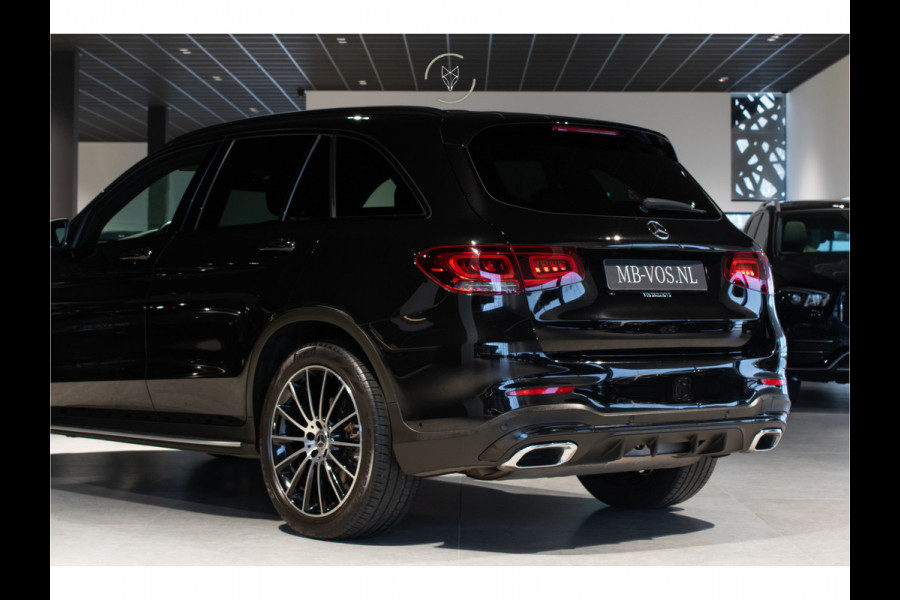 Mercedes-Benz GLC 200 4-M AMG Night|Panorama|20"|Trekhaak|MBUX|Spoorpakket|Sfeerverlichting|Treeplanken|New Service