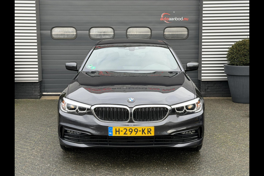BMW 5 Serie 520i Executive Edition | Navigatie | Lederen Bekleding | 18 Inch Lichtmetalen Velgen | Cruise Control |