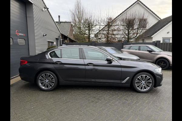 BMW 5 Serie 520i Executive Edition | Navigatie | Lederen Bekleding | 18 Inch Lichtmetalen Velgen | Cruise Control |