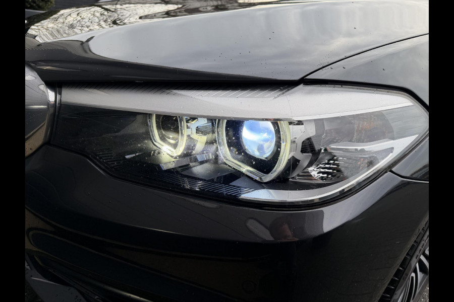 BMW 5 Serie 520i Executive Edition | Navigatie | Lederen Bekleding | 18 Inch Lichtmetalen Velgen | Cruise Control |