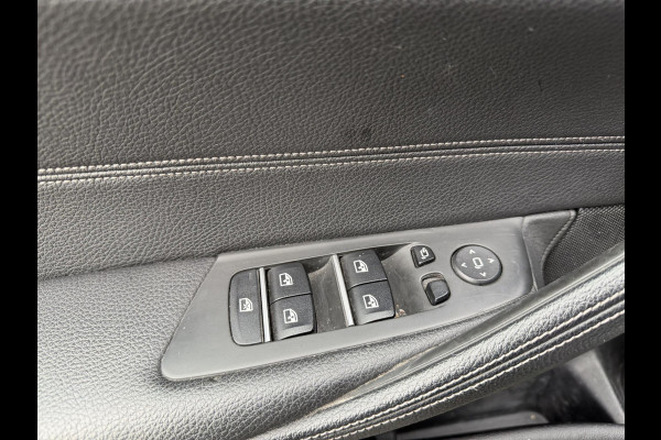 BMW 5 Serie 520i Executive Edition | Navigatie | Lederen Bekleding | 18 Inch Lichtmetalen Velgen | Cruise Control |