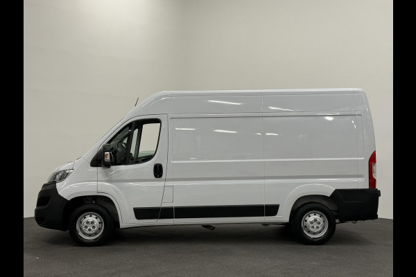Opel Movano 2.2D 140 L2H2 Edition Opel Movano 2.2D 140  L2H2 Edition Airco  Navi PDC Trekhaak Cruise control Nieuw Model