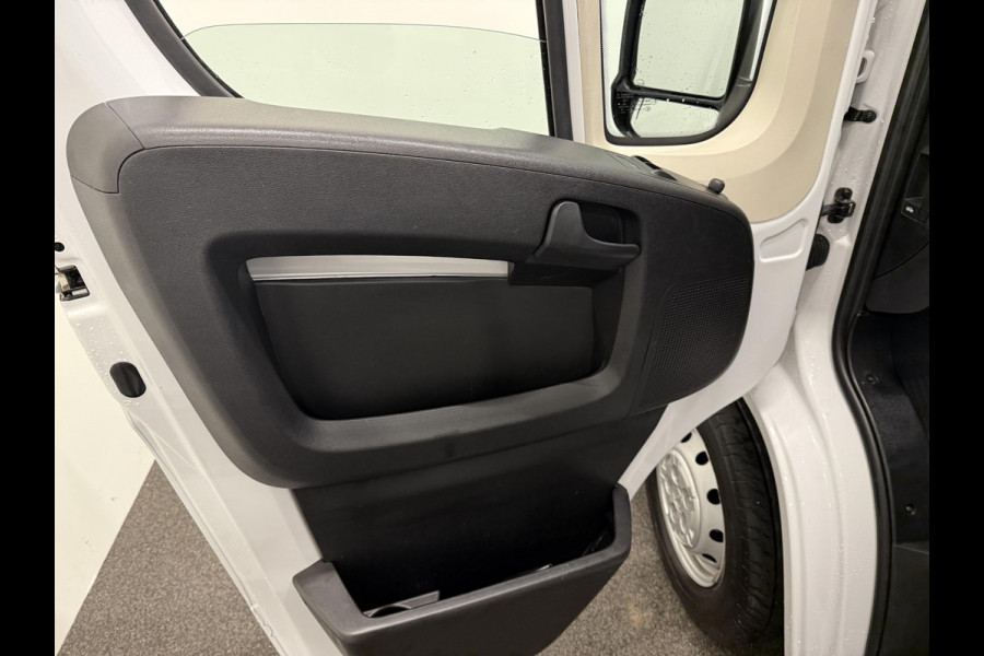 Opel Movano 2.2D 140 L2H2 Edition Opel Movano 2.2D 140  L2H2 Edition Airco  Navi PDC Trekhaak Cruise control Nieuw Model