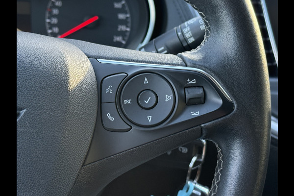 Opel Grandland X BWJ 11-2020 | 1.2T 131PK Bus Executive | TREKHAAK | CLIMA | NAVI | LEDER/STOF | SPORTSTOELEN | PDC 2X | CARPLAY |