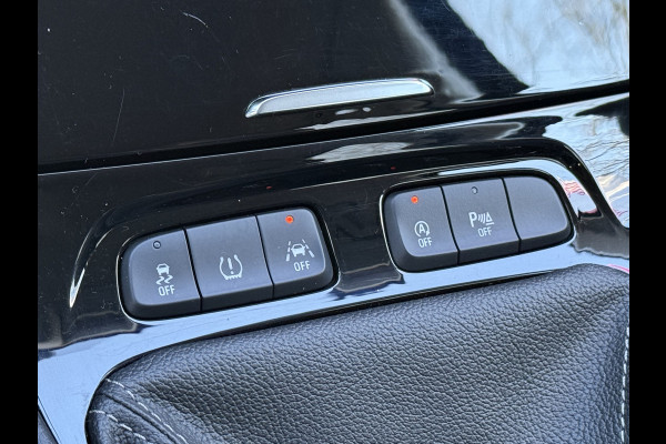Opel Grandland X BWJ 11-2020 | 1.2T 131PK Bus Executive | TREKHAAK | CLIMA | NAVI | LEDER/STOF | SPORTSTOELEN | PDC 2X | CARPLAY |