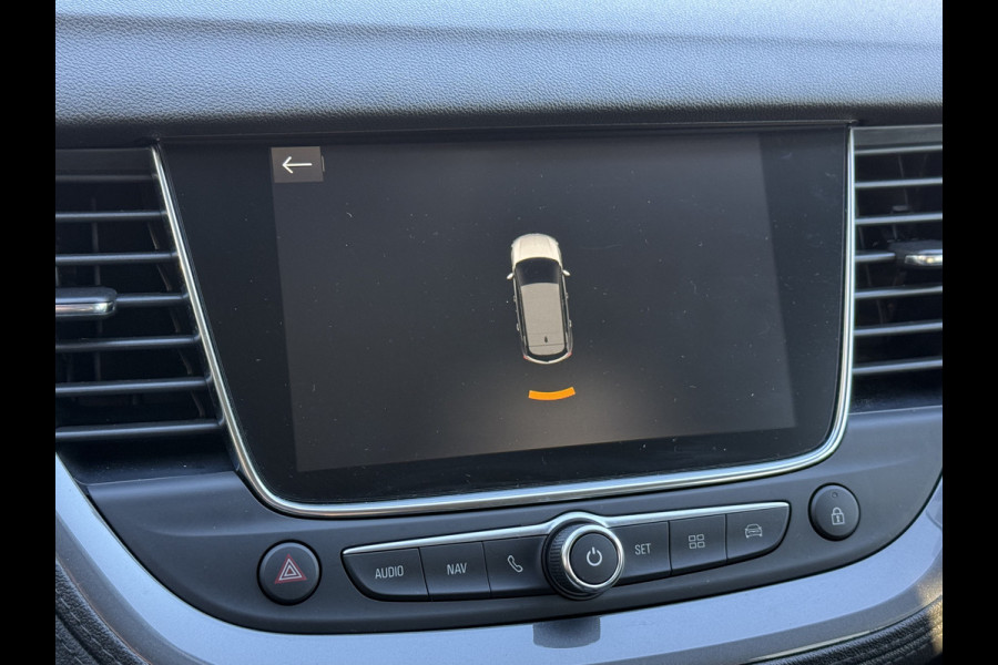 Opel Grandland X BWJ 11-2020 | 1.2T 131PK Bus Executive | TREKHAAK | CLIMA | NAVI | LEDER/STOF | SPORTSTOELEN | PDC 2X | CARPLAY |
