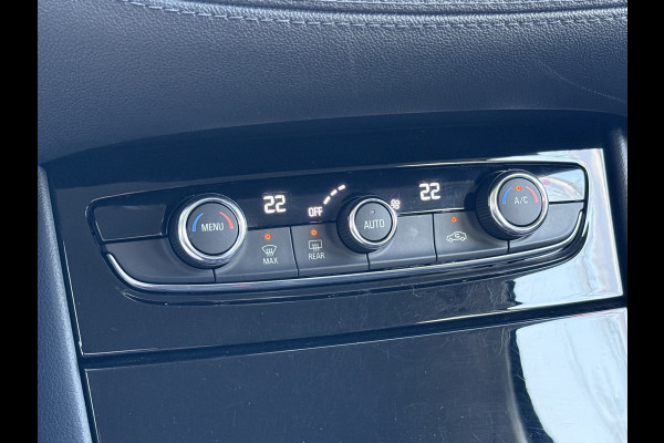 Opel Grandland X BWJ 11-2020 | 1.2T 131PK Bus Executive | TREKHAAK | CLIMA | NAVI | LEDER/STOF | SPORTSTOELEN | PDC 2X | CARPLAY |