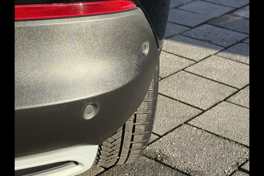 Opel Grandland X BWJ 11-2020 | 1.2T 131PK Bus Executive | TREKHAAK | CLIMA | NAVI | LEDER/STOF | SPORTSTOELEN | PDC 2X | CARPLAY |