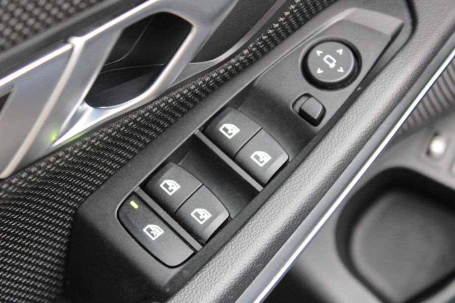 BMW 3 Serie Touring 330e Business Edition PHEV PANO GR NAVI VIRTUAL 58000KM!!!