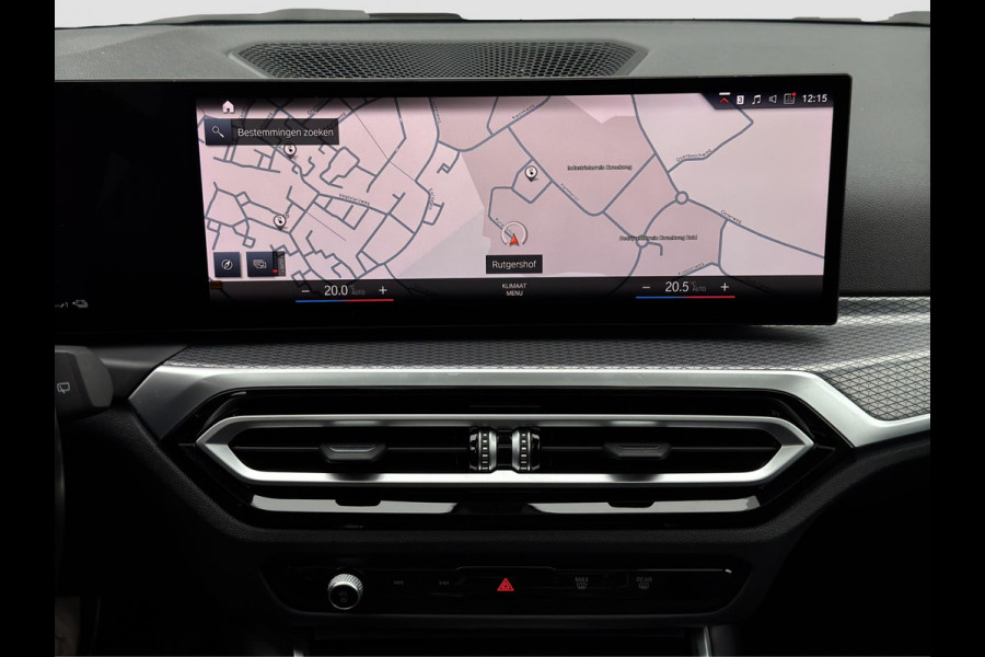 BMW 3 Serie Touring 320e M-Sport | Pano | Trekhaak | Harman Kardon | 19 inch | Sfeerverlichting | Camera | Dealer onderhouden