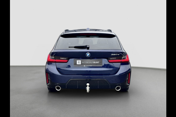 BMW 3 Serie Touring 320e M-Sport | Pano | Trekhaak | Harman Kardon | 19 inch | Sfeerverlichting | Camera | Dealer onderhouden
