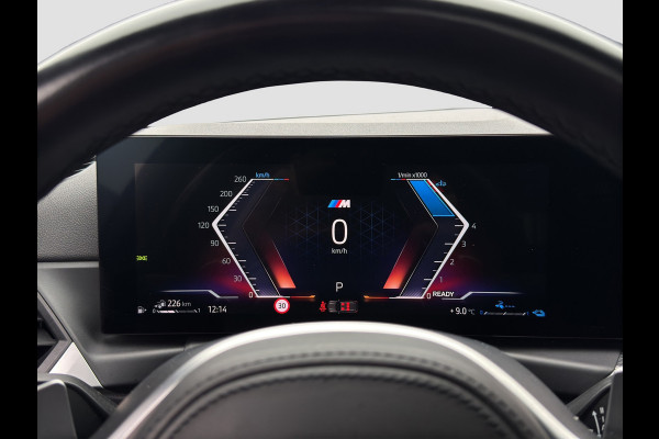 BMW 3 Serie Touring 320e M-Sport | Pano | Trekhaak | Harman Kardon | 19 inch | Sfeerverlichting | Camera | Dealer onderhouden