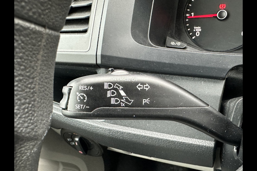 Volkswagen Transporter 2.0 TDI 102 PK / L1H1 / 1e EIG. / CAMERA / AIRCO / CRUISE / ACHTERKLEP / NETTE BUS