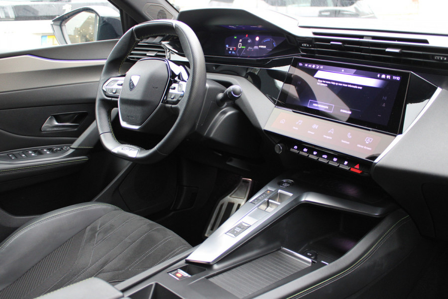 Peugeot 308 1.6 Plug-in Hybrid 225 GT | Alcantara | Navigatie | Black Pack