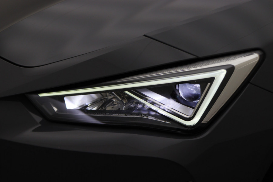 CUPRA Leon Sportstourer 1.4 e-Hybrid VZ Adrenaline Virtual Cockpit, Kuipstoelen, Beats Audio, ACC, Camera, Keyless, 19"