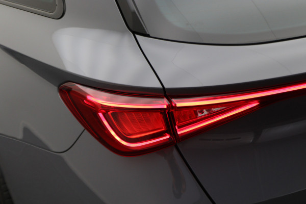 CUPRA Leon Sportstourer 1.4 e-Hybrid VZ Adrenaline Virtual Cockpit, Kuipstoelen, Beats Audio, ACC, Camera, Keyless, 19"