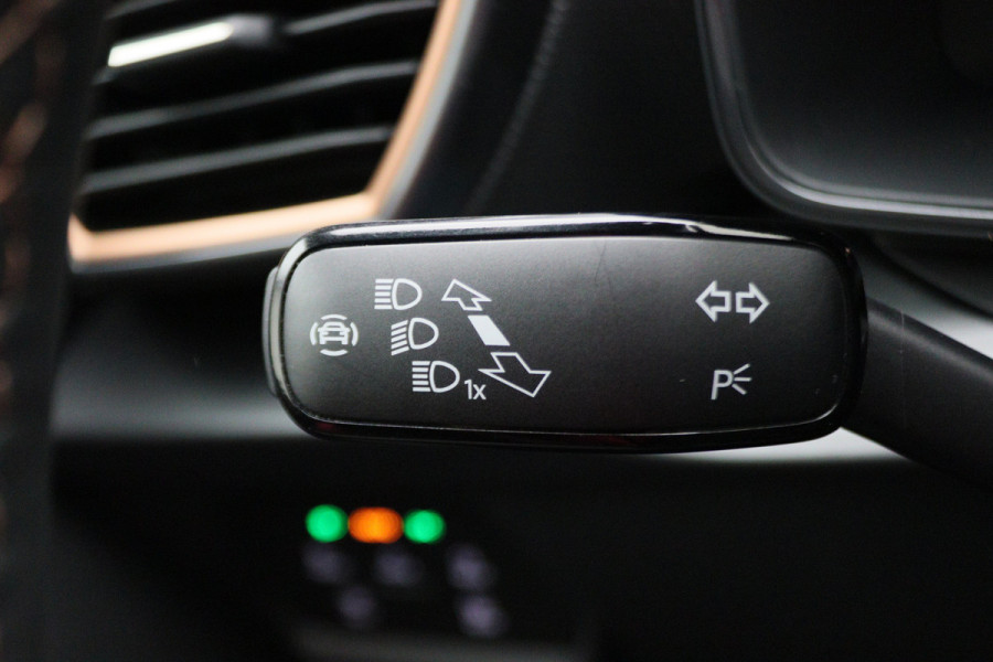 CUPRA Leon Sportstourer 1.4 e-Hybrid VZ Adrenaline Virtual Cockpit, Kuipstoelen, Beats Audio, ACC, Camera, Keyless, 19"