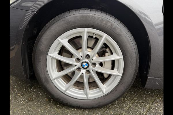 BMW 5 Serie 530e Business Edition Plus | Panoramadak | Camera | Lederen Bekleding | Laser | Elektrische Trekhaak |