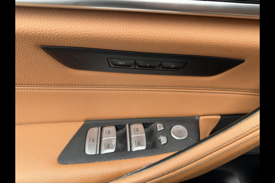 BMW 5 Serie 530e Business Edition Plus | Panoramadak | Camera | Lederen Bekleding | Laser | Elektrische Trekhaak |