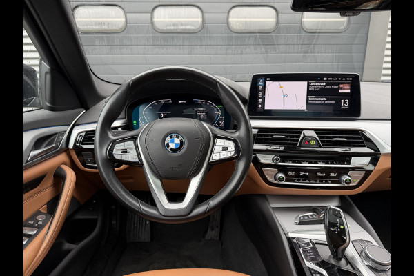 BMW 5 Serie 530e Business Edition Plus | Panoramadak | Camera | Lederen Bekleding | Laser | Elektrische Trekhaak |