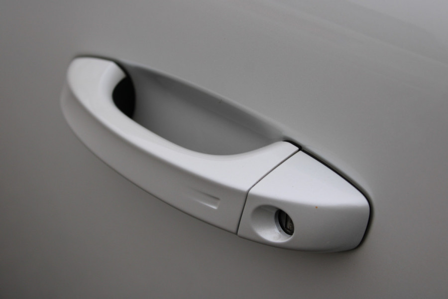 Peugeot 308 1.6 Plug-in Hybrid 225 GT | Alcantara | Navigatie | Black Pack