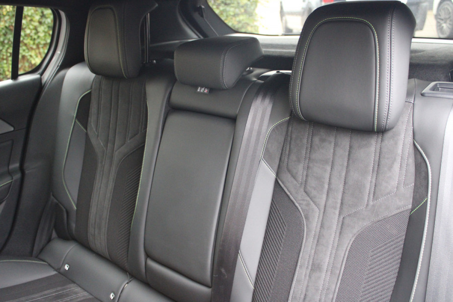 Peugeot 308 1.6 Plug-in Hybrid 225 GT | Alcantara | Navigatie | Black Pack