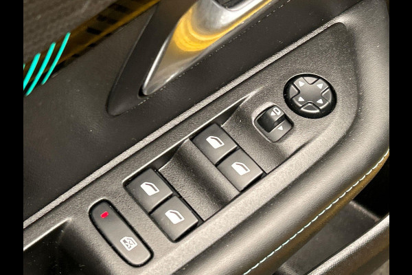 Peugeot 208 1.2 PureTech Allure | Origineel Nederlands | Climate / Cruise control Carplay Lichtmetaal