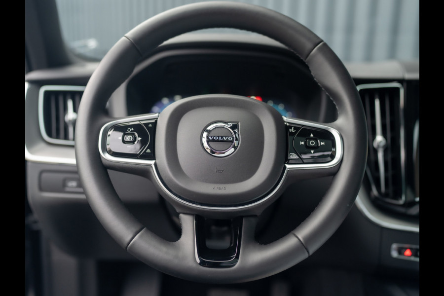 Volvo XC60 2.0 T6 Plug-in hybrid AWD Ultra Black Edition Prijs Rijklaar!!