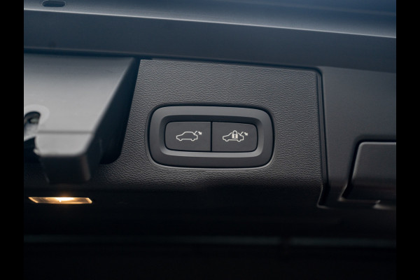 Volvo XC60 2.0 T6 Plug-in hybrid AWD Ultra Black Edition Prijs Rijklaar!!